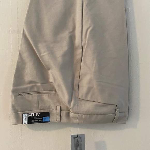 NWT, Apt 9, Modern Fit Straight Leg Capri, Sz 12 - Picture 6 of 6